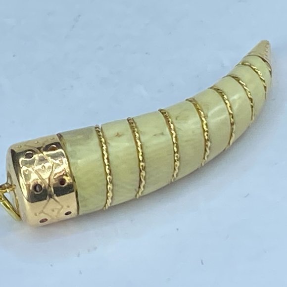 14K yellow gold Lucky Horn resin charm pendant 1.75" x 10.5mm 5.2gm